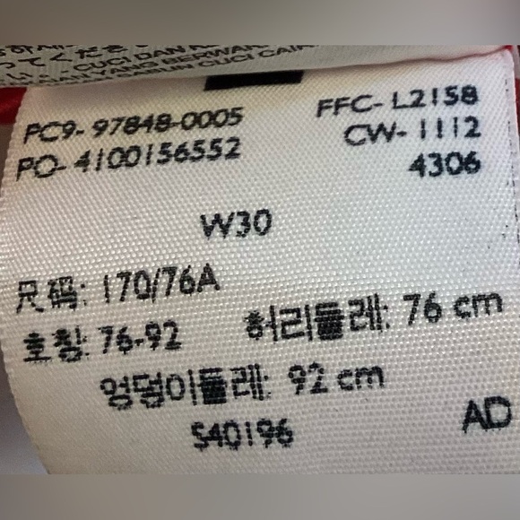 Levi Strauss’s Sta-Press mustard unisex shorts.  30 waist - Picture 7 of 11